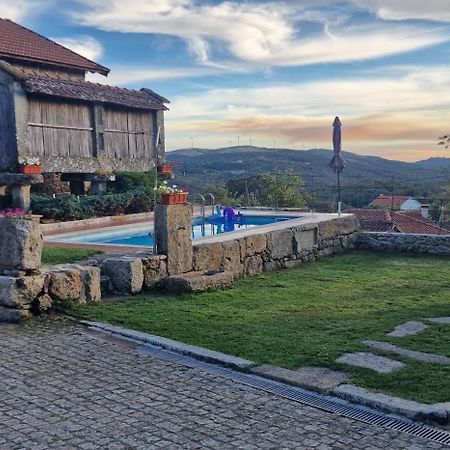 Casa Entre-Palheiros E Casa Do Canastro Montalegre Extérieur photo