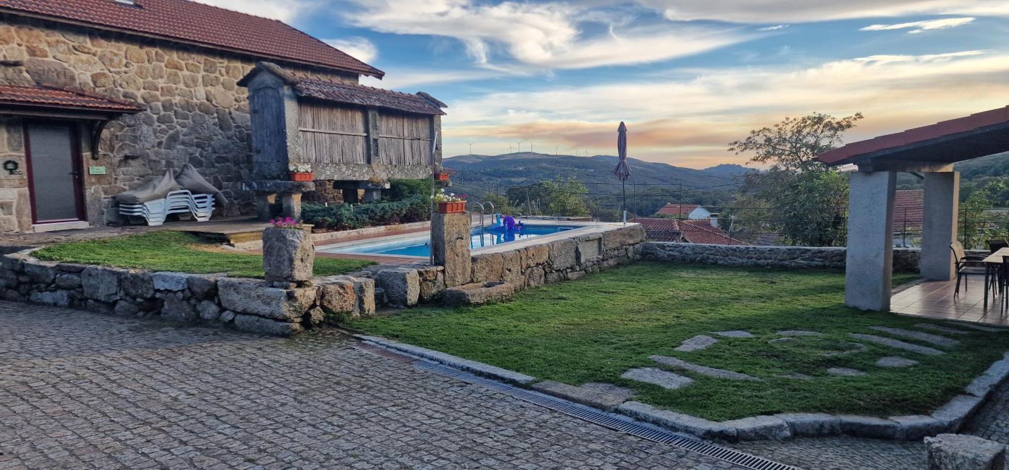 Casa Entre-Palheiros E Casa Do Canastro Montalegre Extérieur photo
